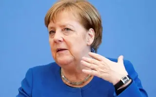 ميركل تكشف عن تصفحها لـ "إنستغرام" وتبدي استغرابها...