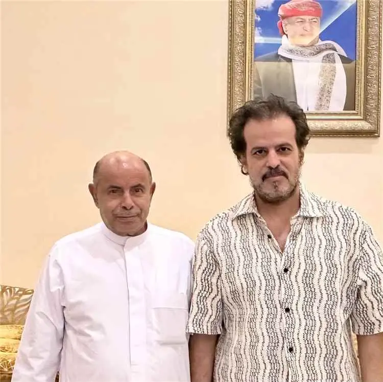 الخنبشي يزور أسرة الرئيس هادي في الرياض مواسيا ووفاء لمسيرته الوطنية