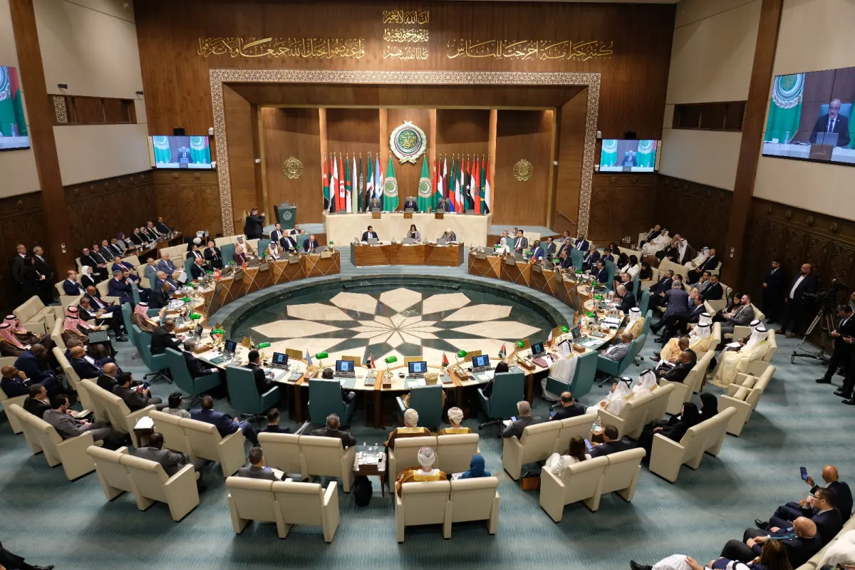 المجلس الوزاري العربي يجدد دعمه لمجلس القيادة ويقر...