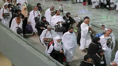 مصر تحذر من عروض وهمية للحج والعمرة