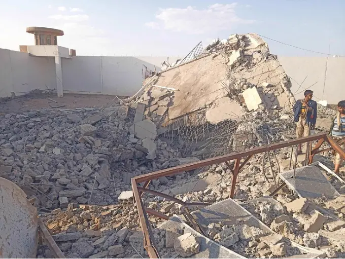 الصحة في صنعاء تُعلن حصيلة جديدة لضحايا استهداف إص...