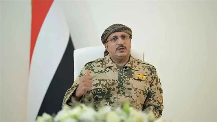 إعادة ترتيب صفوف القوات المسلحة بالساحل الغربي وتش...