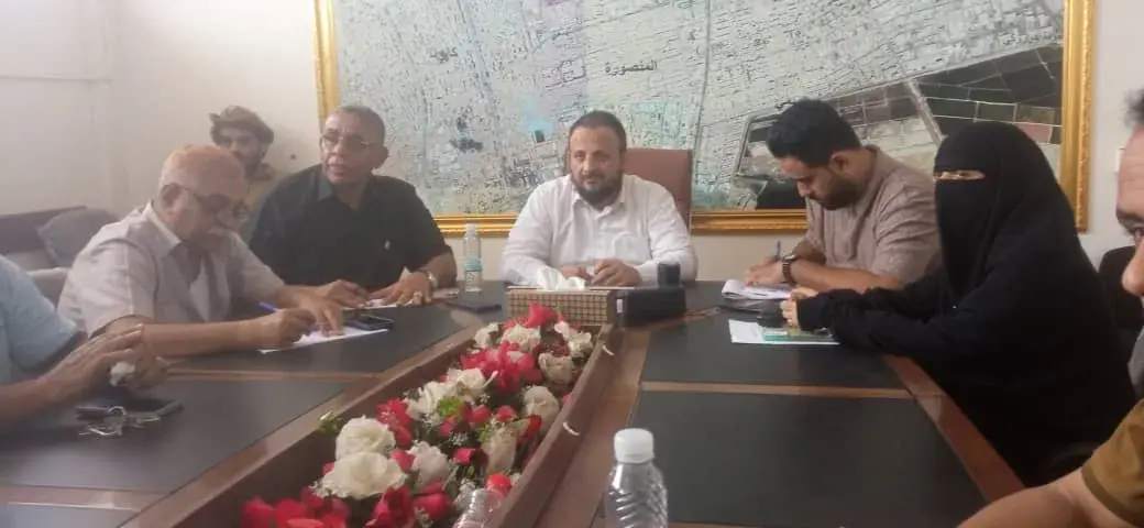 مدير عام المنصورة يلتقي ملاك شبكات الإنترنت واللجا...