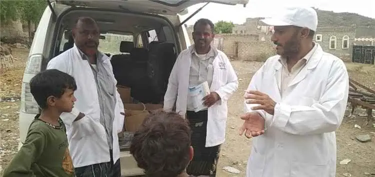 فريق الاستجابة السريع بمودية ينزل إلى قرية "قرن الوشل" للتقصي عن حالة وفاة مشتبه بإصابتها بالكوليرا