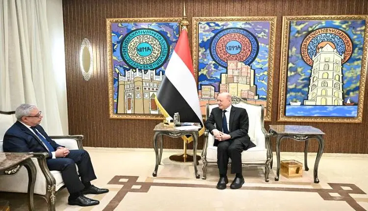 الرئاسي: أي محاولة تغيير الوضع العسكري قرب باب الم...