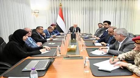 مجلس الدفاع اليمني التابع للحكومة: قواتنا حققت مكا...