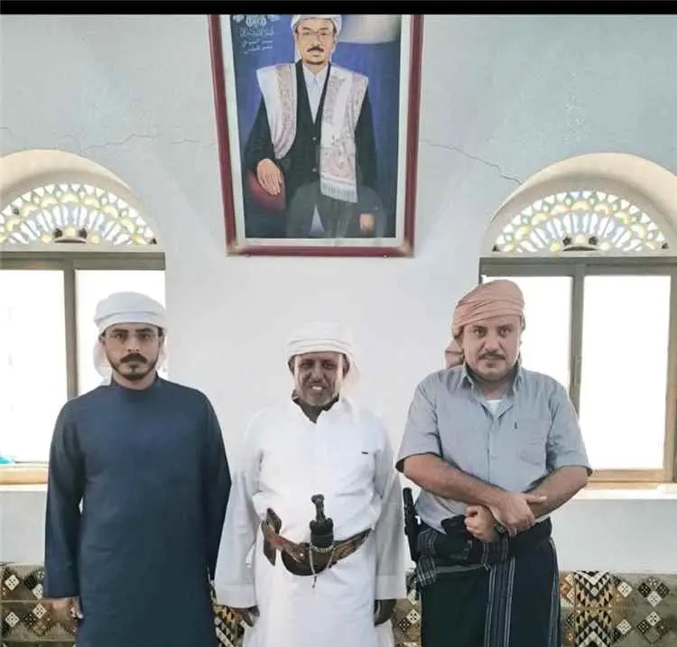 رئيس تنفيذية مؤتمر حضرموت الجامع بالضليعة يبحث مع...
