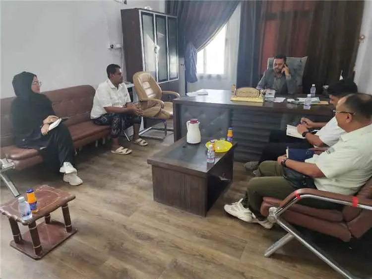 برئاسة القاضي لرضي.. بحث إنشاء مركز متخصص لإيواء وتأهيل الأحداث في سيئون