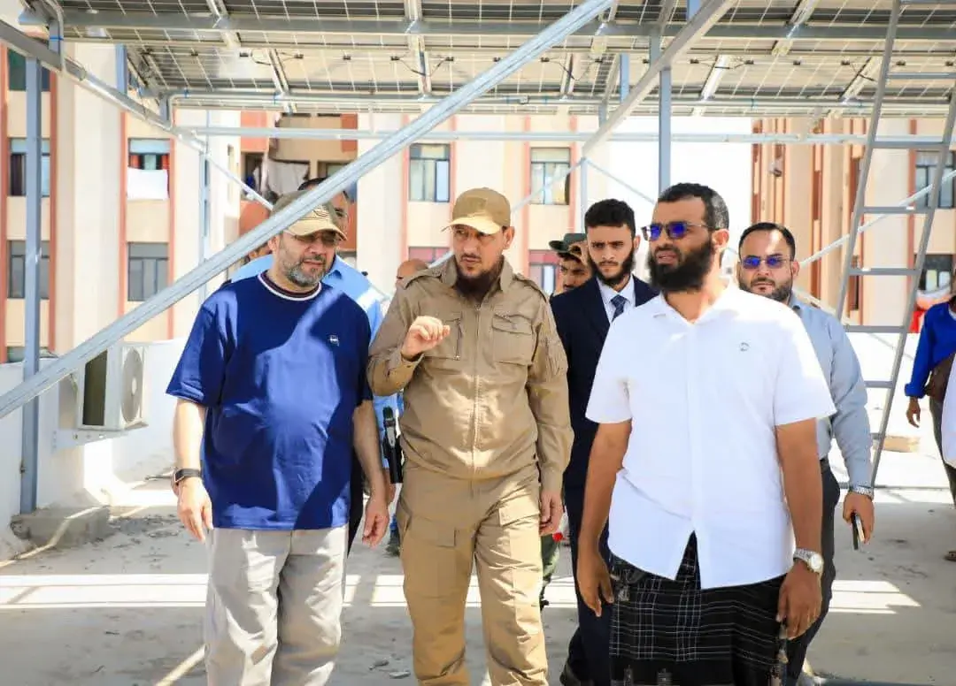 شيخ والكاف يدشنان عمل منظومة الطاقة الشمسية والتكي...