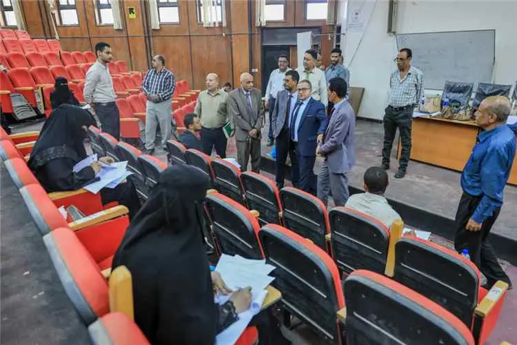 كلية الحقوق بجامعة عدن تدشن عامها الدراسي ومفاضلة...