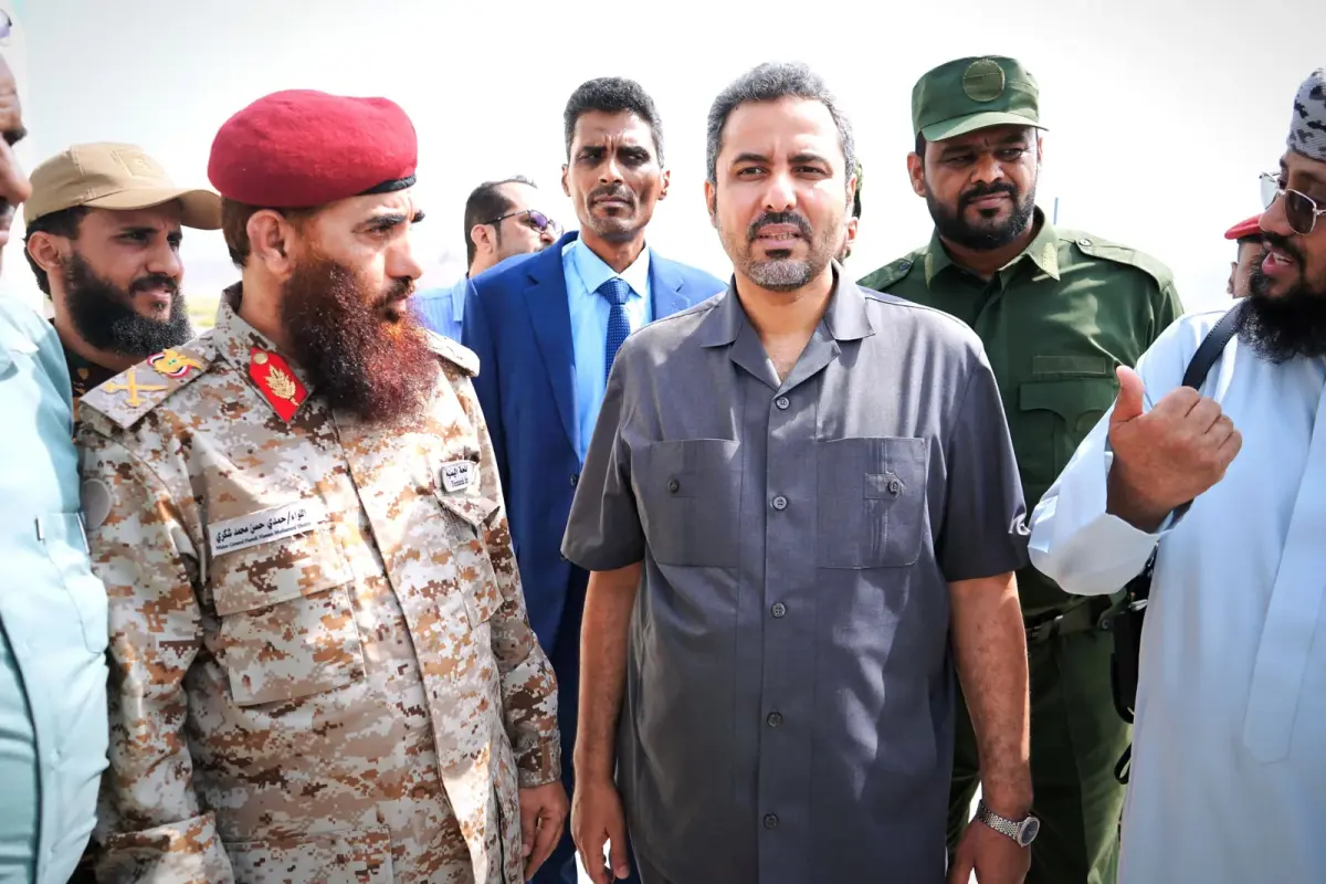 محافظ لحج يُشيد بتضحيات القوات الجنوبية ويدعو إلى توحيد الصفوف وتعزيز الجبهة الداخلية 
