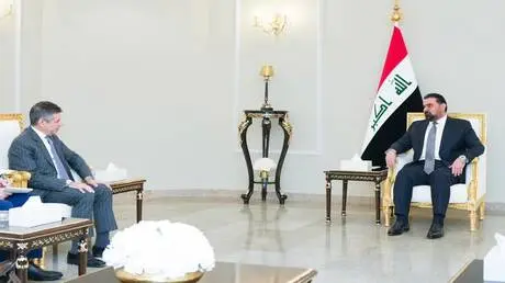 الحلبوسي يبحث مع القائم بالأعمال الأمريكي العلاقات...