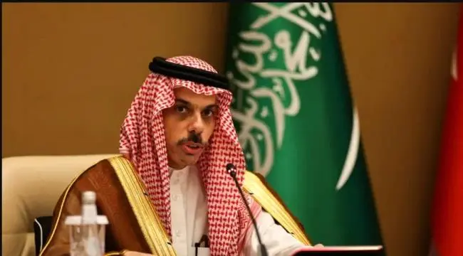 وزير الخارجية السعودي يتلقى اتصالًا هاتفيًا من نظي...