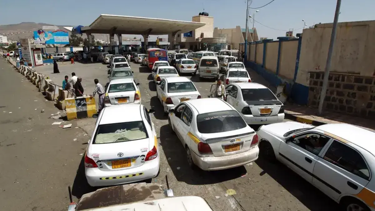 جرعة حوثية جديدة ترفع أسعار المشتقات النفطية