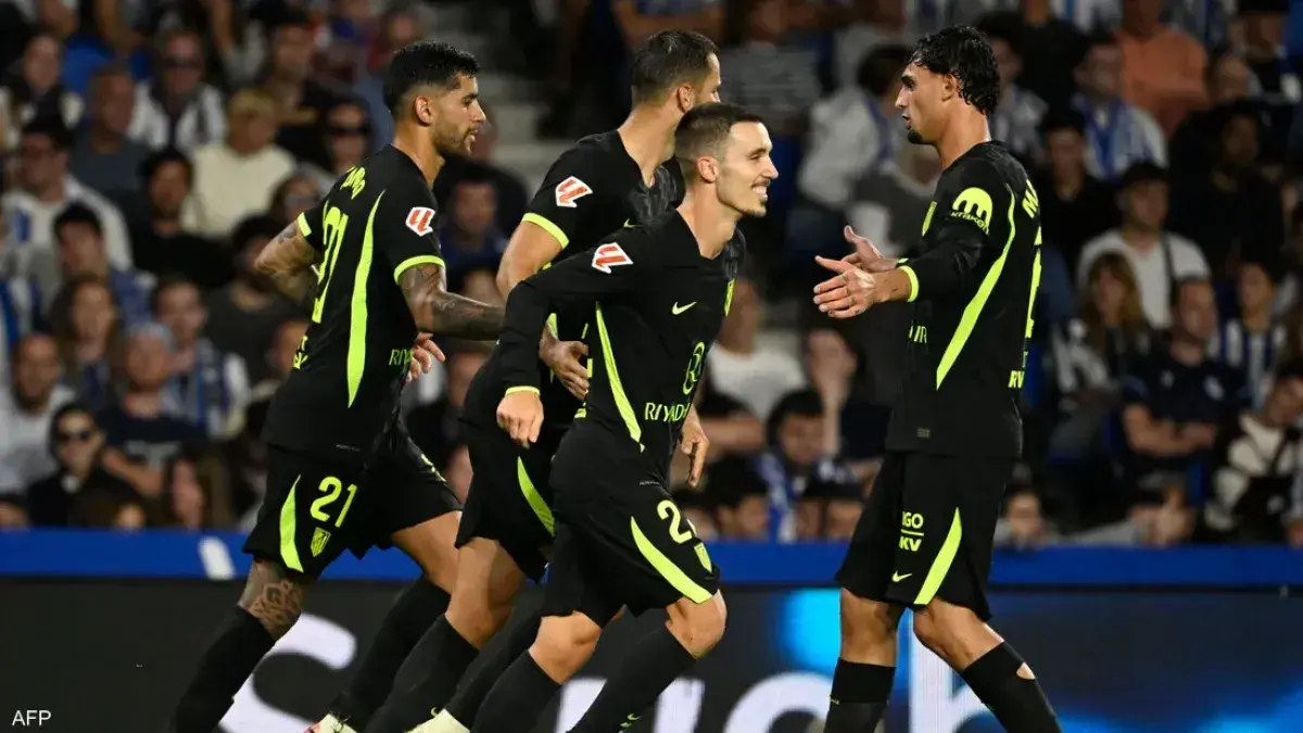 أتلتيكو مدريد ينتزع المركز الرابع بثلاثية قاتلة ضد...