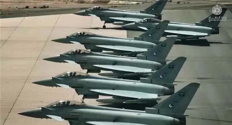 وزارة الدفاع السعودية تستعرض قوة سلاحها الجوي بالت...