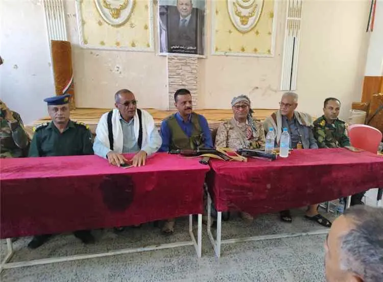مديرية المسراخ  تعلن النفير العام لإسناد الجيش الو...