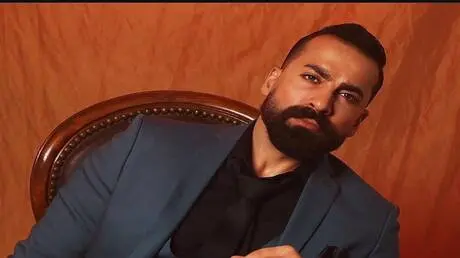 مهيار خضور يراهن على شخصيتين في عودة جديدة إلى الب...