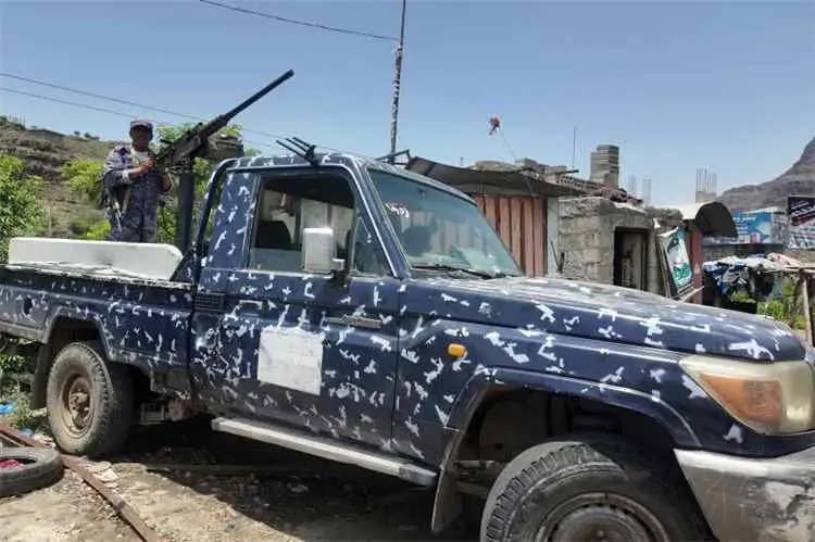 إصابة 13 مدنياً في هجمات حوثية على السعودية والتحالف يحذر من استمرار التصعيد