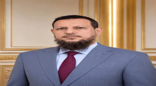 محافظ عدن يشكل "خلية استجابة" عاجلة لمواجهة موجات نازحي التصعيد الحوثي.