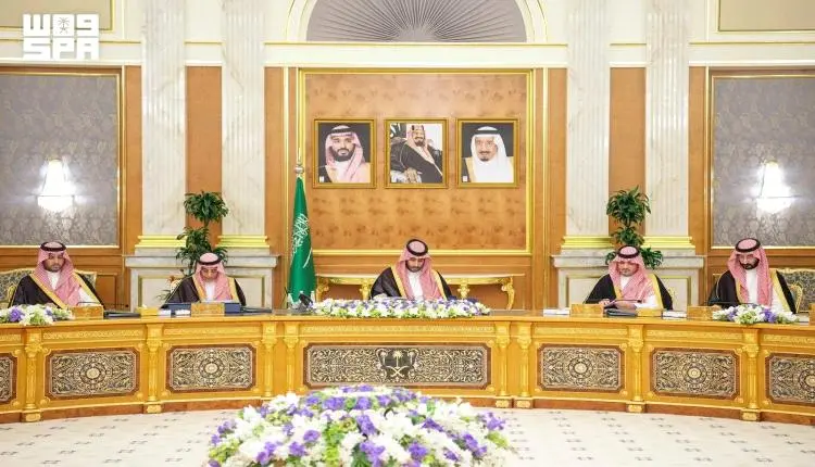 اجتماع هام في السعودية يدين هجمات الحوثيين ويؤكد ح...