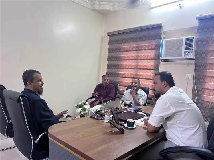 العمودي يبحث مع رئيس فرع اتحاد بناء الأجسام تفعيل...