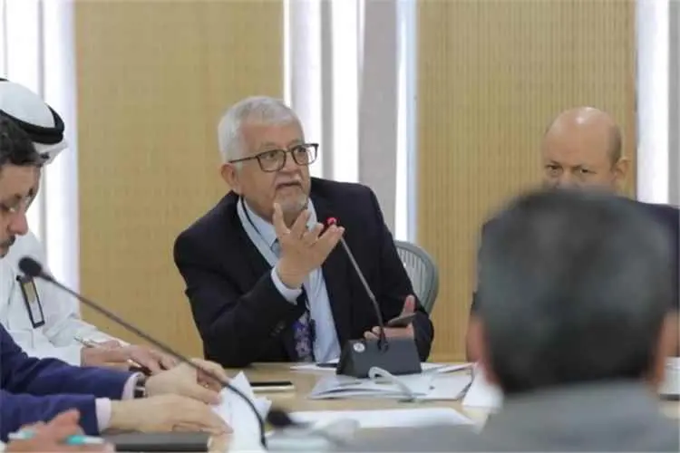 ياسين سعيد نعمان: استعادة باب المندب أولوية عاجلة...