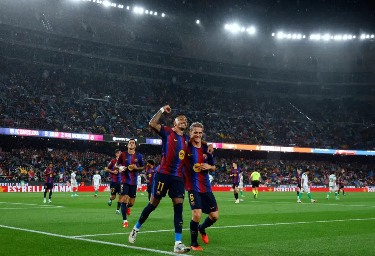 برشلونة يكتسح سانتاندير بسباعية ويتصدر الدوري الإس...
