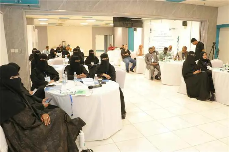 وكيلة حضرموت الحضرمي تشهد المؤتمر الختامي لمشروع ت...