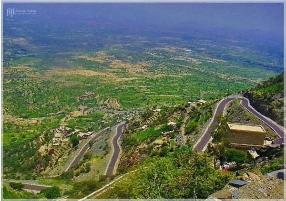 الحوثيون يجبرون سكان قرية في تعز على النزوح بتحويل...