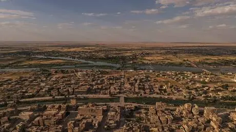 سوريا..غضب عارم في ريف دير الزور الشرقي بعد قرار إ...
