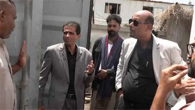 وكيل حضرموت للشؤون المالية والإدارية يتفقد موقع حر...