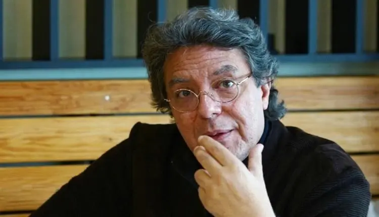 الفنان هشام عبد الحميد يستعد للعودة الى مصر