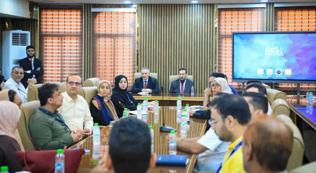 وزيرا الدولة محافظ العاصمة عدن والشؤون الاجتماعية والعمل يبحثان مع الـ"الاوتشا" جهود الاستجابة لموجات النزوح