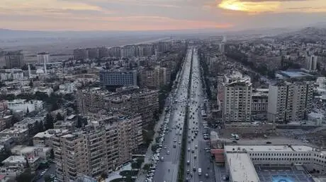 منظمات وشخصيات سورية تدين إخراج عائلات علوية من ال...