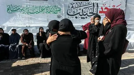 شهادات جنود تقود لتحقيق عسكري في مقتل مسنة فلسطيني...