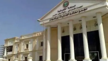 تنفيذ حكم "50 جلدة في مكان عام" لناشط يثير جدلا في...
