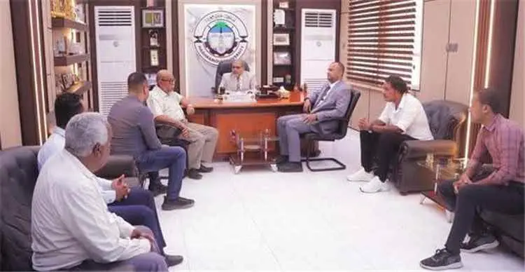 الوكيل باعلوي يرعى توقيع مذكرة تفاهم بين جامعة حضرموت ومؤسسة مظلة لتمكين الشباب وريادة الأعمال