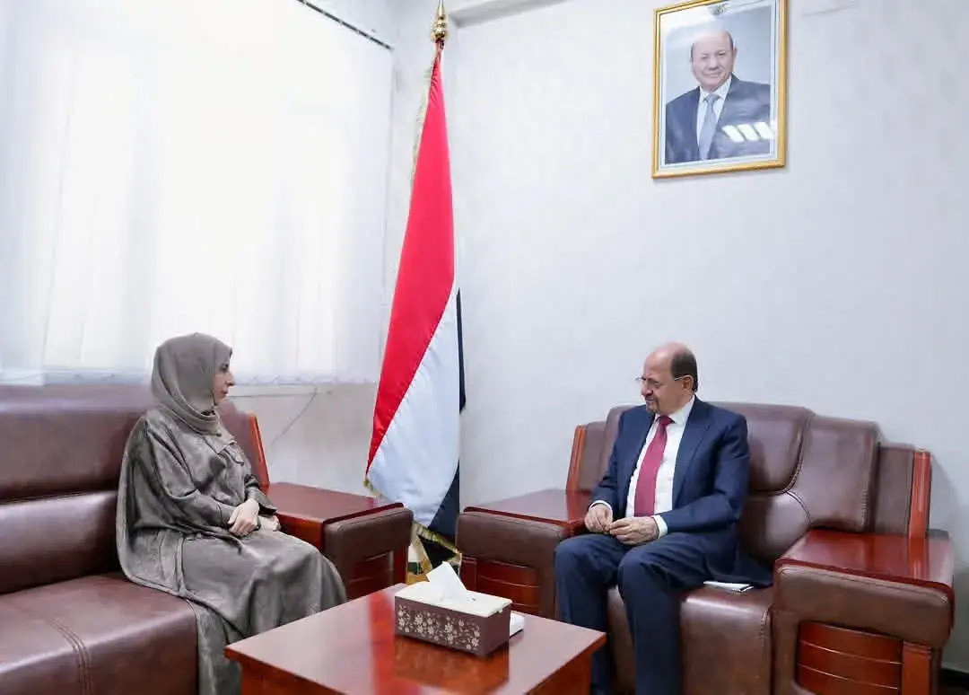 رئيس الوزراء يطلع على نتائج تحركات وزيرة الخارجية...