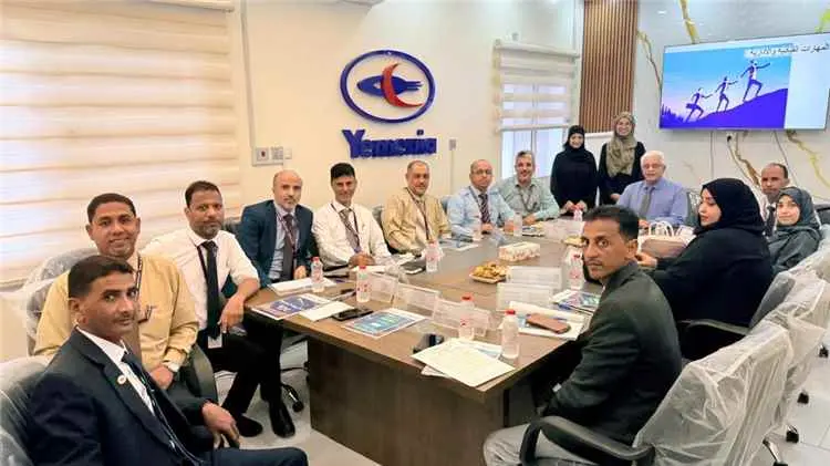 اختتام دورة تطوير المهارات القيادية والإدارية بالخ...