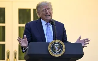 ترامب يعلن منع 3 وسائل إعلام أميركية من دخول البيت...