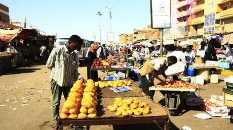 بنك الخرطوم يوفر مليار دولار لتمويل استيراد السلع...