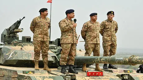 باكستان ترفع سقف الردع دفاعا عن السعودية.. ماذا يع...