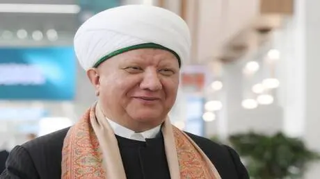 مفتي موسكو يدلي بصوته في انتخابات مجلس الدوما