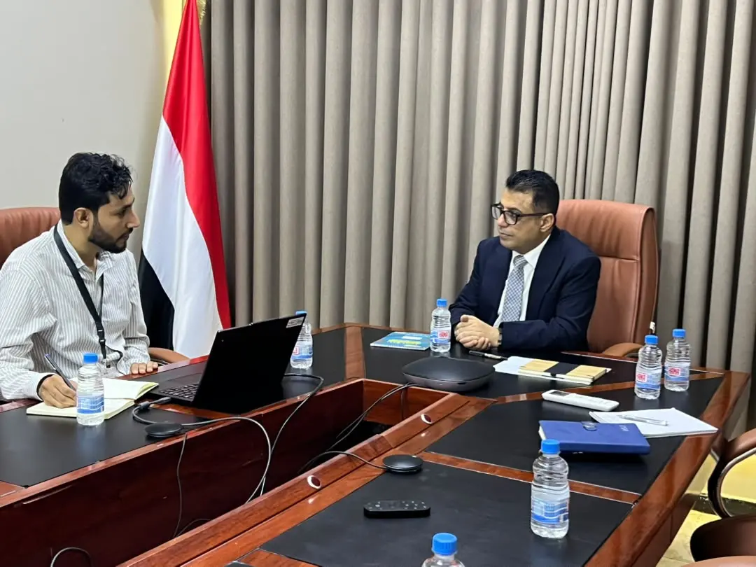 وزير الدولة المعني بالنزوح والهجرة يبحث مع المجلس...
