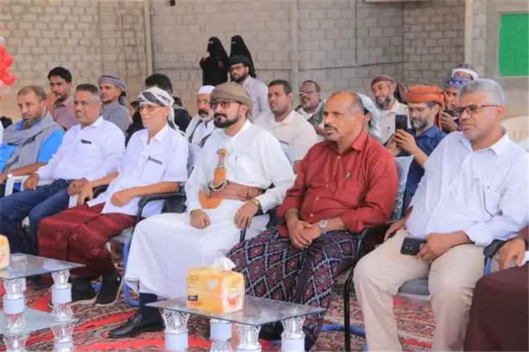 مدير عام شبام يفتتح مدارس إقرأ الأهلية بالمديرية
