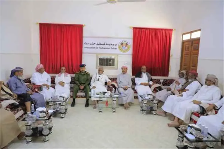 لقاء بسيئون يناقش تعزيز الأمن والاستقرار بوادي وصح...