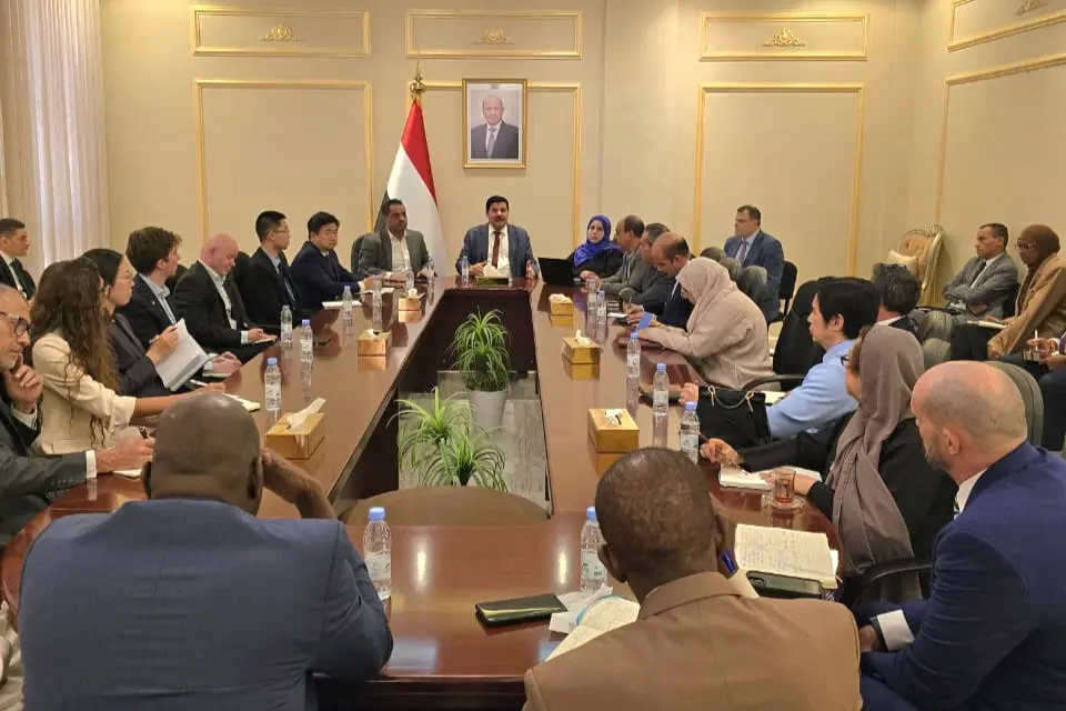 اللجنة الوطنية للتحقيق تستعرض مع السفراء اوضاع حقو...