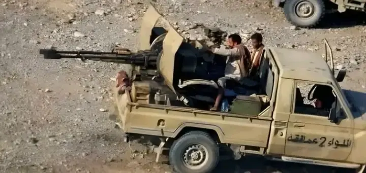 القوات المسلحة تستعيد مواقع مهمة غرب وجنوب تعز