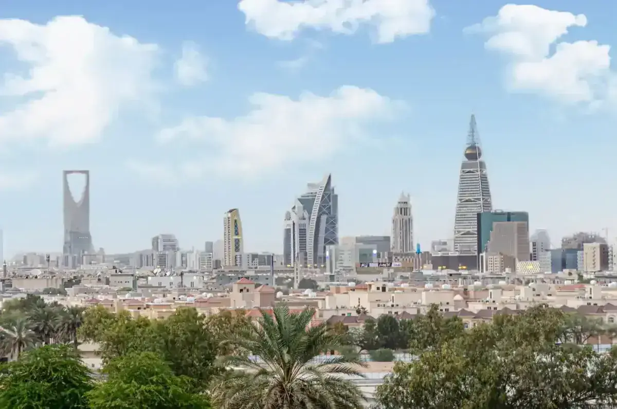 اليمن يحمّل إيران مسؤولية الاعتداءات الحوثية.. وال...